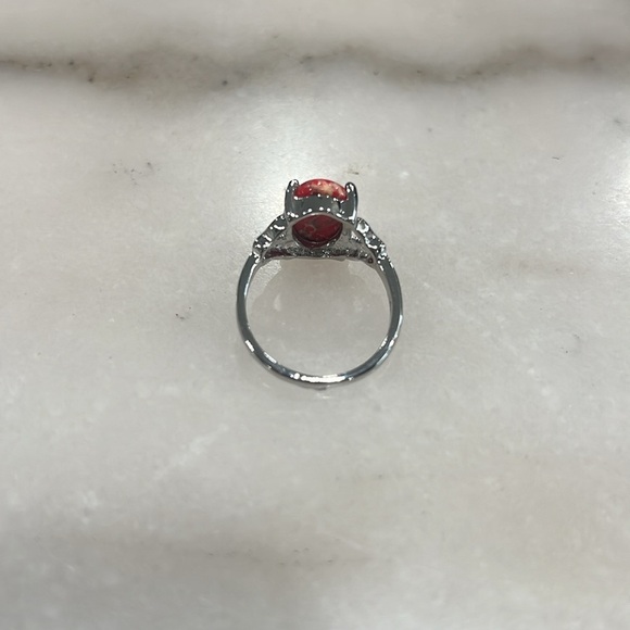 Red Howlite Oval Statement Ring - Picture 5 of 8